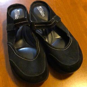Black Leather Suede Mary Jane Slip On Mule Clog. White Mountain Fit. Size 9.5.